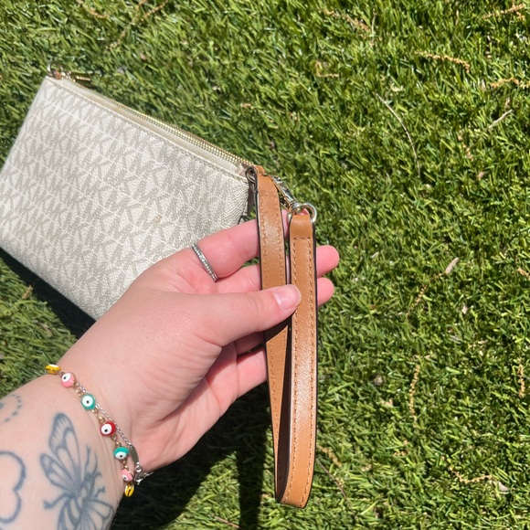 Michael Kors Wristlet Wallet - Picture 5 of 9